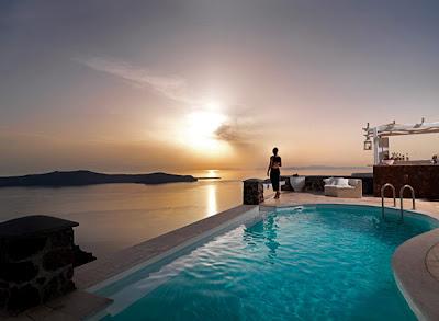 Tholos, un Resort Rustico en Santorini