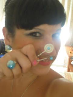 BEA Y EMI, DOS MUJERES DE BANDERA .