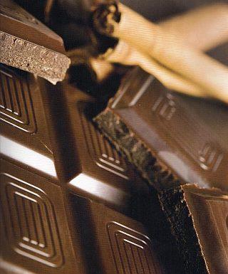 Científicos eliminan la grasa del chocolate y la sustituyen por fruta