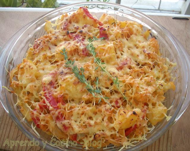 Coliflor en salsa de pimientos, al gratín