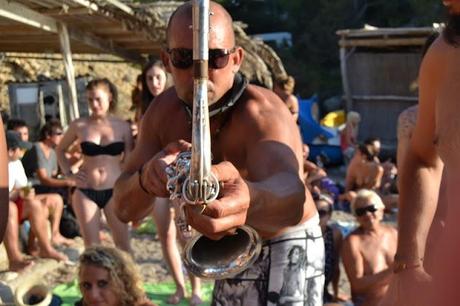 Atardecer en la cala de Benirrás (Ibiza)