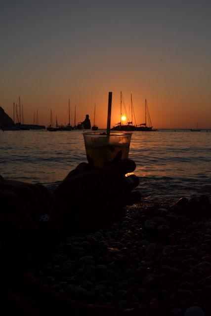 Atardecer en la cala de Benirrás (Ibiza)