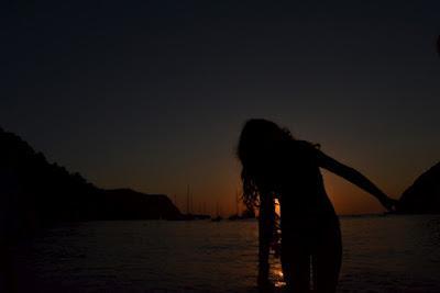 Atardecer en la cala de Benirrás (Ibiza)