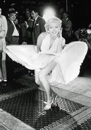 Marilyn Monroe. Boda de negro, divorcio de blanco.