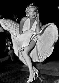 Marilyn Monroe. Boda de negro, divorcio de blanco. Marilyn Monroe. Boda de negro, divorcio de blanco.