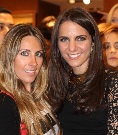 Kelly Talamas, Editora de Vogue y Mónica Sors, blogger de Moda, en la FNO México