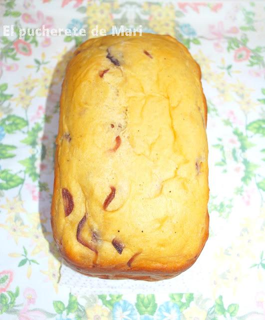 PAN CON QUESO ROJO DE LEICESTER Y CEBOLLA