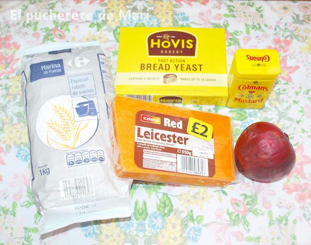 PAN CON QUESO ROJO DE LEICESTER Y CEBOLLA