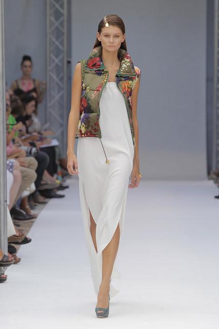 Mi selección, At First