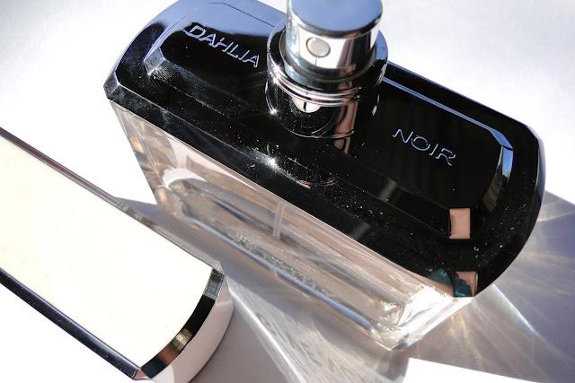 Dahlia Noir, lo nuevo de Givenchy.