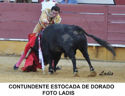 FERIA DE CABRA:  DORADO Y DÍAZ SALVAN LA TARDE