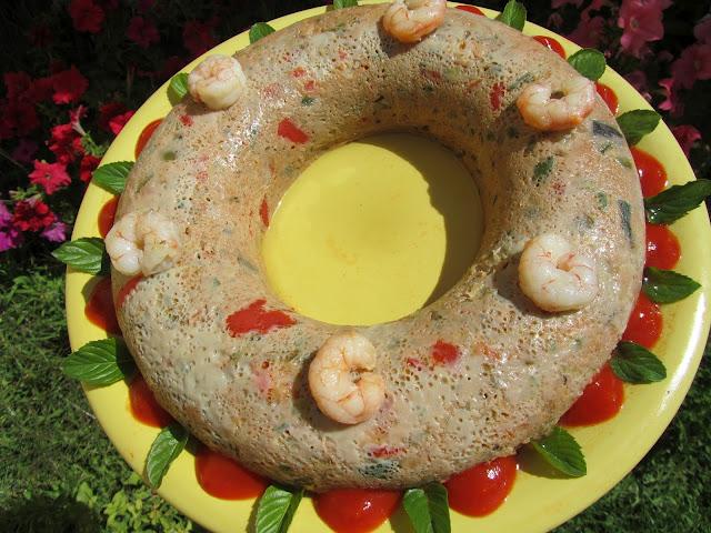 Corona de pisto y gambas