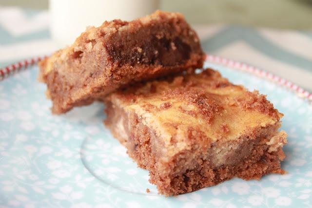 Cheesecake brownie