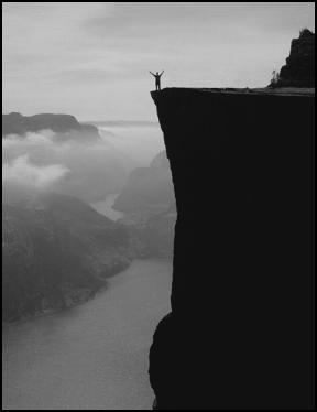 EL BARRANCO DE LA INDIFERENCIA