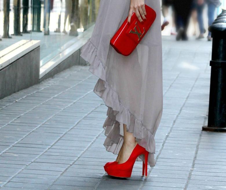 Vestido Asimétrico con volantes