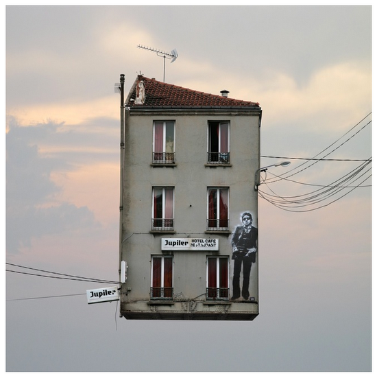 Laurent Chehere y las casas voladoras