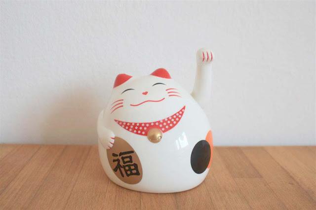 Miércoles: Maneki-neko