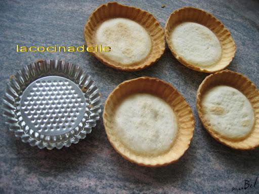 Tartas de fresa y rambutan