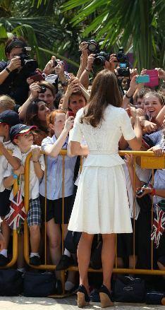 El estilo de Kate Middleton levanta pasiones en Singapur