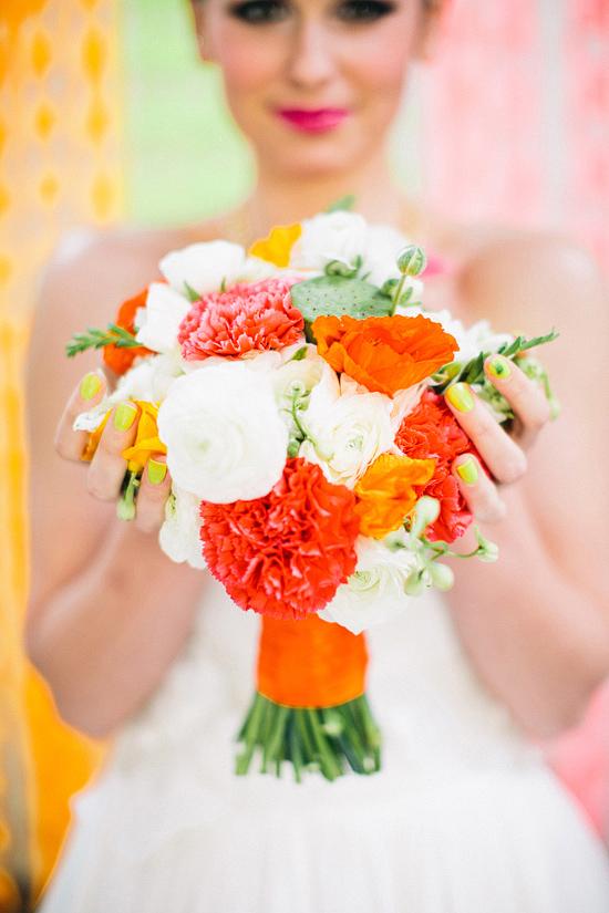 Bodas de hoy... ¡Viva el neón!