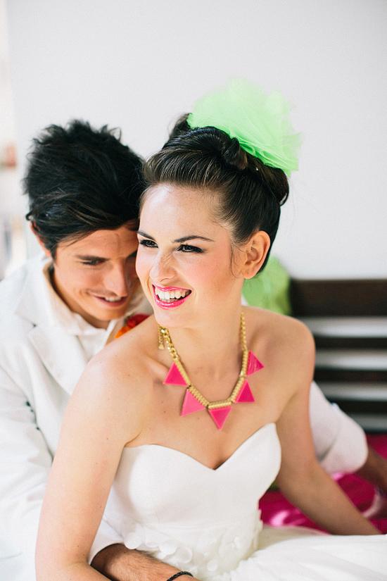 Bodas de hoy... ¡Viva el neón!