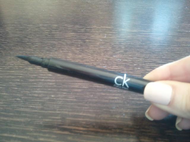 Probando cosméticos nuevos