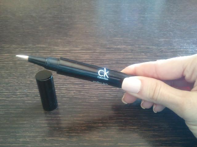 Probando cosméticos nuevos