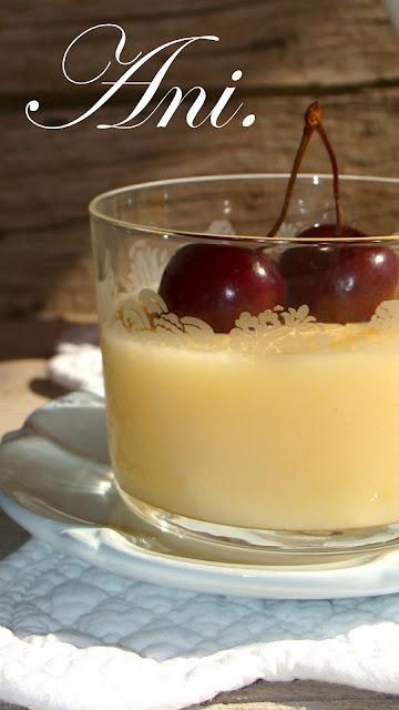 CREMA CUAJADA DE LIMÓN.