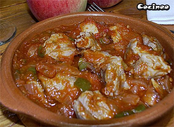 Carne con tomate