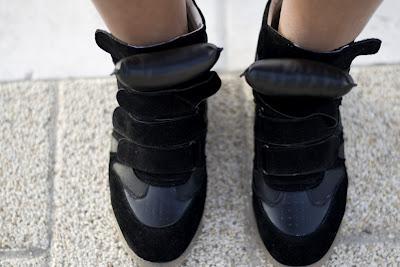 FATIMA RIVERA: OUTFIT CON SNEAKERS