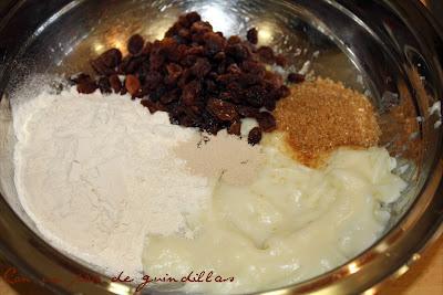 Pan de patatas y pasas