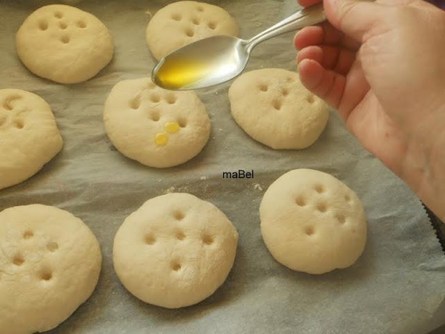 Salaillas y jallullas - saladillas - pan de aceite y sal