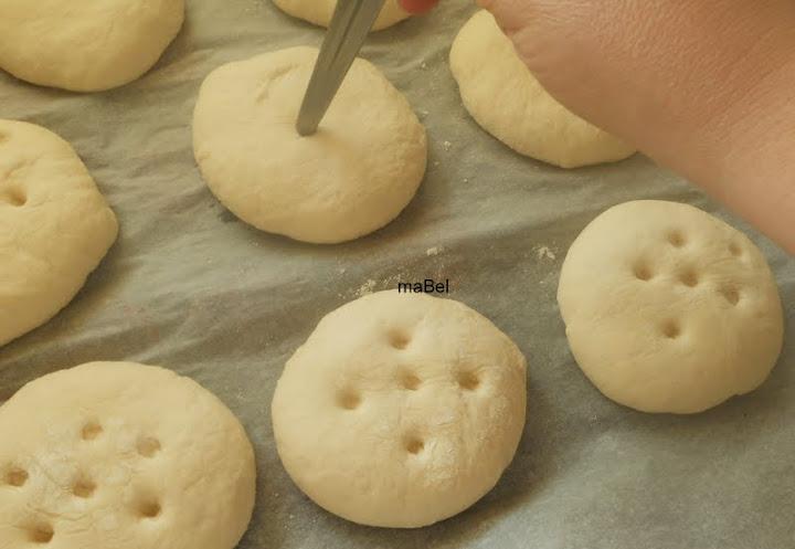 Salaillas y jallullas - saladillas - pan de aceite y sal