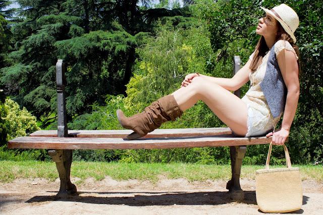 El estilo Boho Chic como tal, nació aproximadamente en lo...