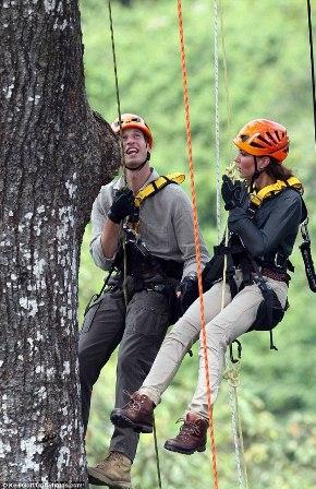 Kate Middleton en la selva de Borneo vestida de Zara