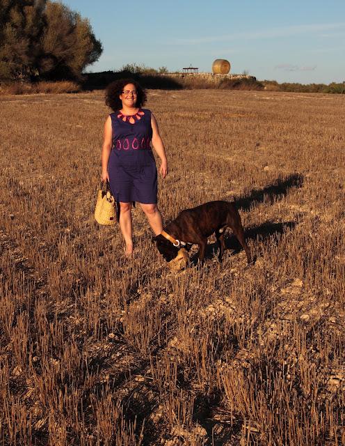 Look  vestido azul y fucsia