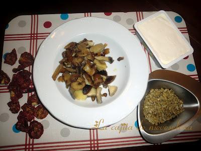 Estrellas de setas, queso y pipas