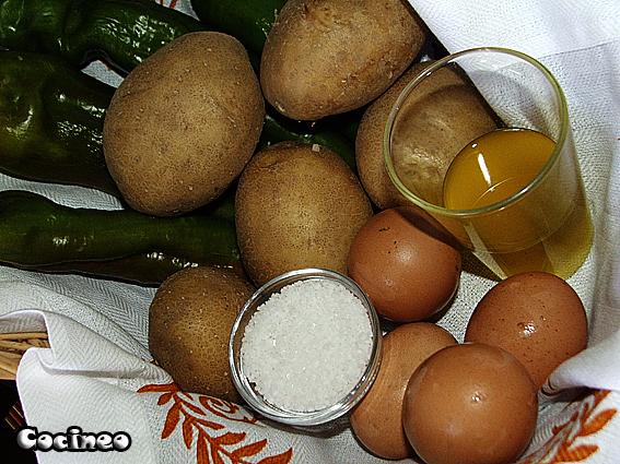 Pimientos rellenos de tortilla