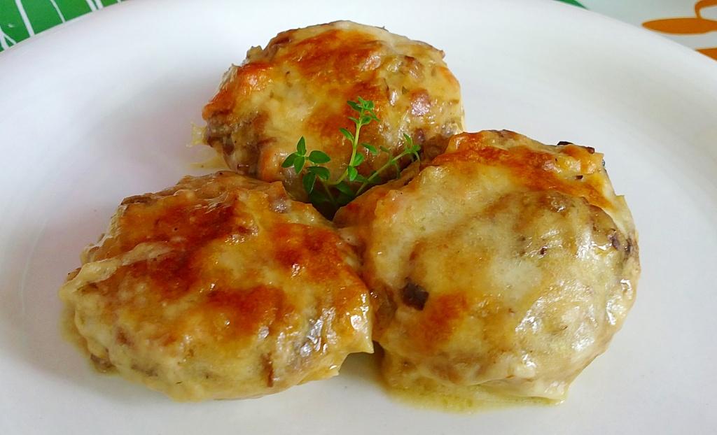 Champiñones rellenos de salmón (microondas)