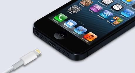 iPhone 5 y nuevo conector Lightning