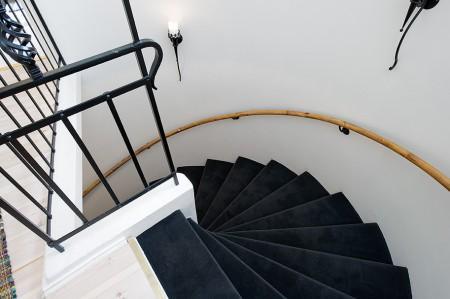 texturas decoración suelo de madera sin tratar silla eames mecedor blanco muebles de diseño nórdicos inspiración nórdica estilo sueco decoración estilo nórdico diseño nórdico diseño de interiores decoración nórdica decoración en blanco decoración de interiores decoración con textiles deco blogger blog interiorismo blog interiores blog estilo nórdico blog decoración nórdica blog deco accesorios para el hogar estilo nórdico 