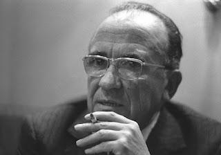 Muere Santiago Carrillo