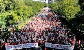 HAY MANIFESTACIONES Y...MANIFESTACIONES