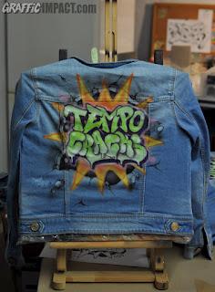 Chaquetas tejanas aerografiadas estilo graffiti para Tempo Cracks