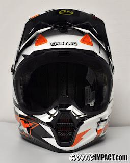 personalización de casco para el piloto Sergio Castro #51