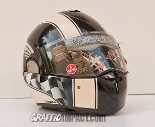 Estás buscando donde aerografiar un casco en Barcelona?