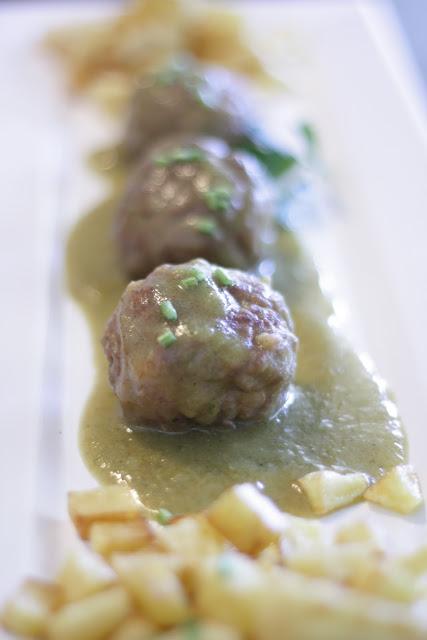 ALBÓNDIGAS EN SALSA