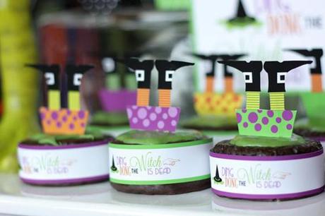 tartaletas con piernas de bruja