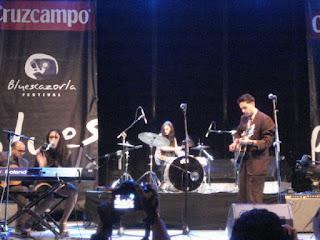 Kitty, Daisy & Lewis - Cazorla - 19/07/2012