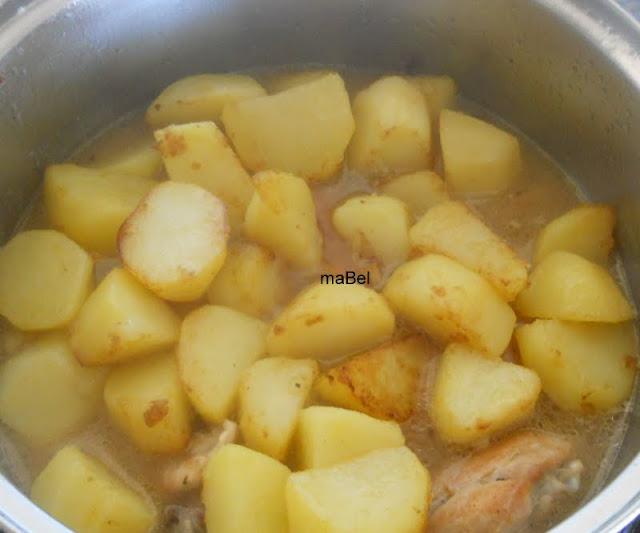 Pollo a la cacerola con patatas